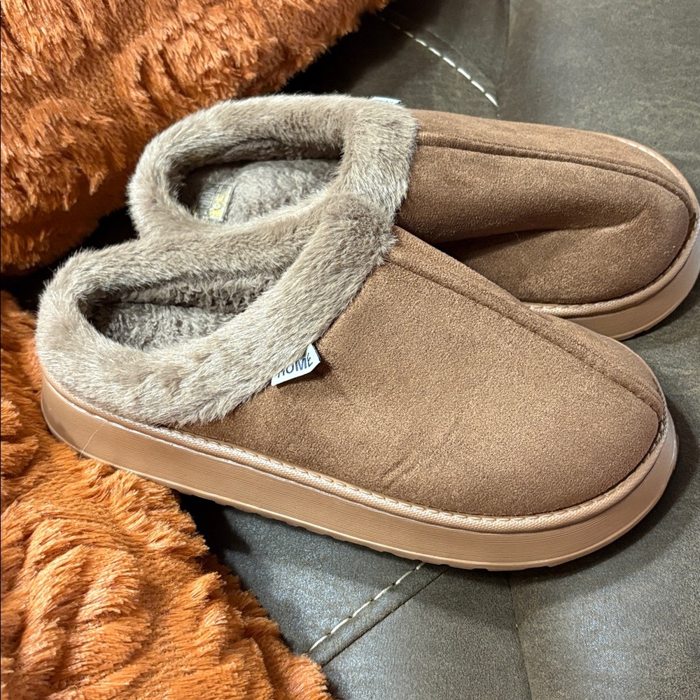 Home Cozy Brown Faux Fur Slippers